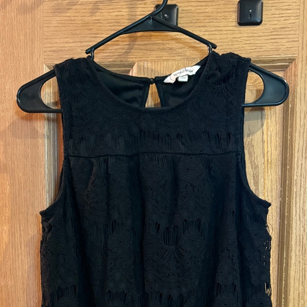Black sleeves dress